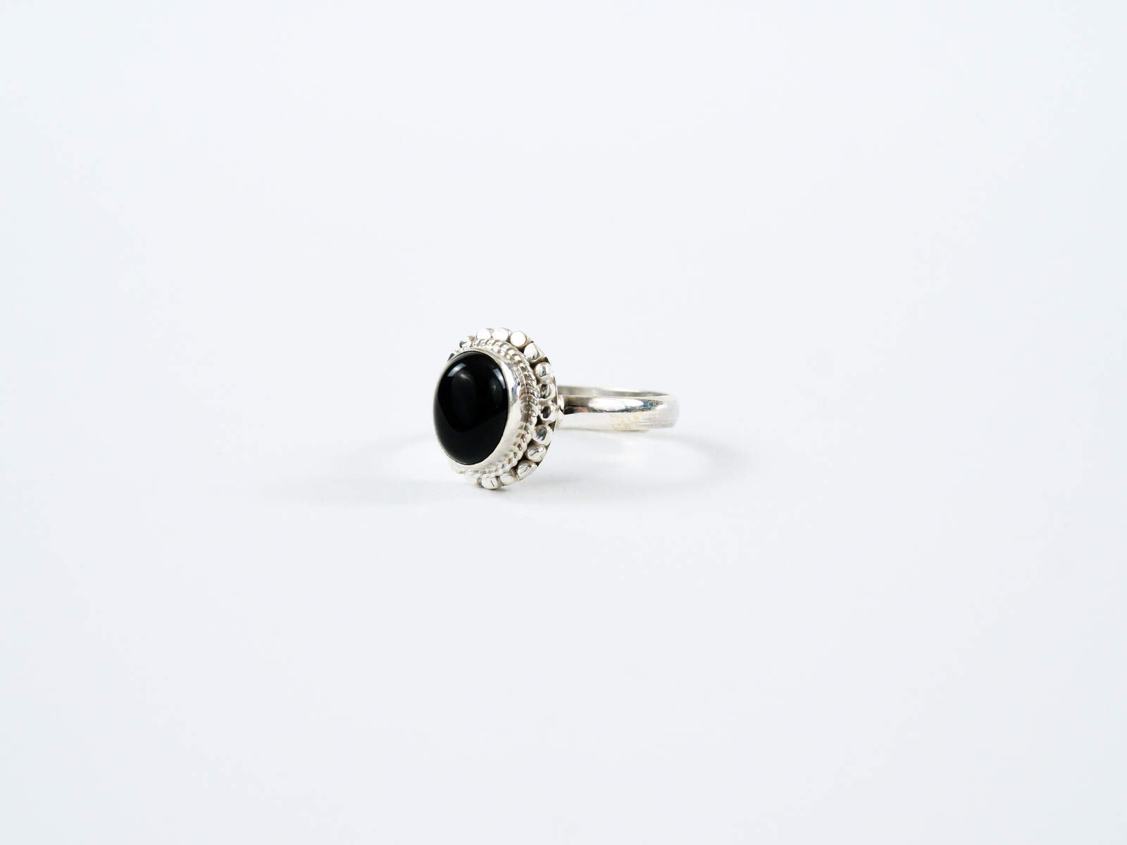 Ring 'Akash' Schwarzer Onyx